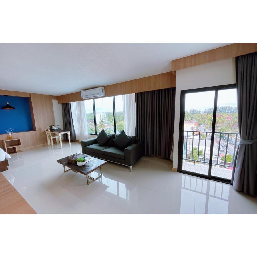 The Sixteenth Naiyang Beach Hotel Sha Plus Nai Yang Luaran gambar